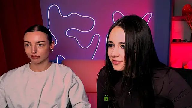 stacey queen online show from December 15, 3:50 pm