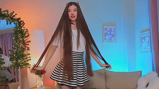 oliviaah  online show from December 17, 3:16 pm