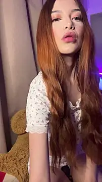 HoneyWeebsss online show from February 20, 2:54 am