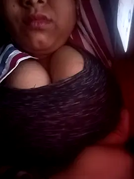 pihuu1313 online show from April 14, 10:43 pm