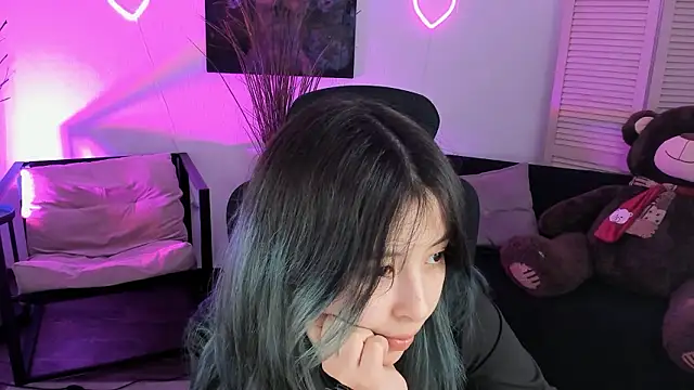 SirenMystiq online show from March 25, 8:01 pm