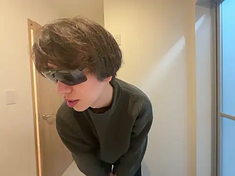 Gokujyo-Namanaka online show from February 18, 12:15 pm