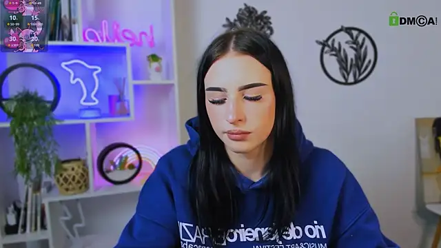 alia skay online show from March 5, 8:15 pm