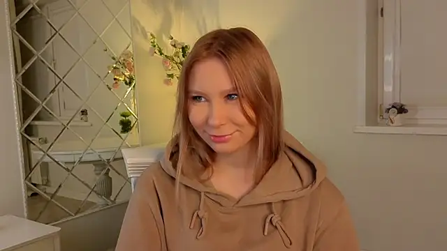 CorrieHighfield online show from December 14, 1:11 am