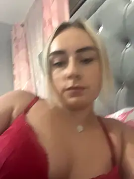 ScarletJ  online show from December 14, 1:00 am