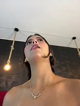 Valeria-escobar online show from April 2, 1:52 pm