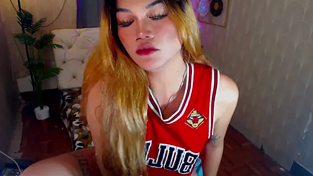  ligayaxx online show from December 15, 5:40 pm