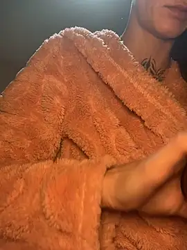 dein traumchen online show from February 19, 8:51 pm