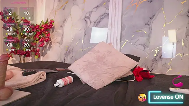 vicky lopez online show from December 18, 2:49 am