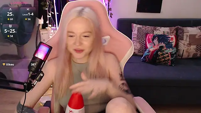 fantasy lisa online show from January 10, 3:11 am