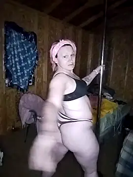 jacksonbridget online show from April 29, 7:33 am