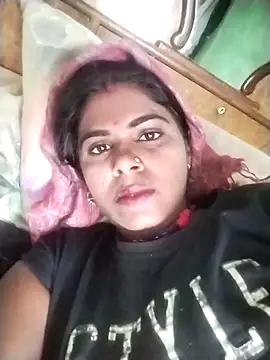 Sexy Rajkumari123 online show from February 17, 9:30 am