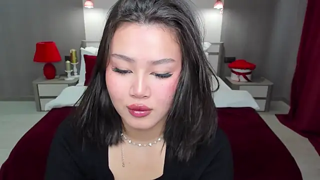 Brunette Charm online show from April 15, 11:22 am