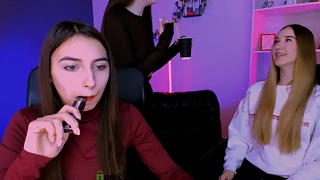 mila firee online show from March 19, 11:03 am