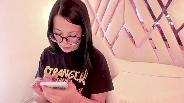 Lovely-martina online show from February 18, 12:48 pm