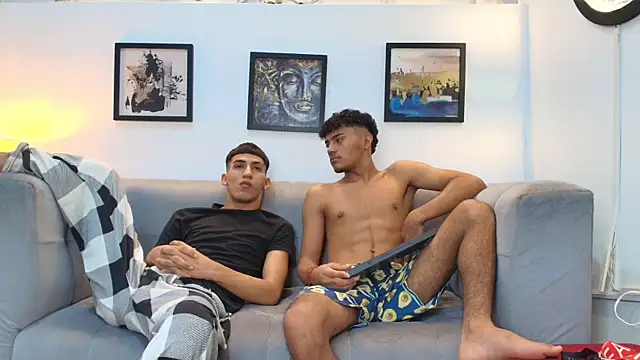 DIAMOND BLACKS online show from February 12, 7:43 am