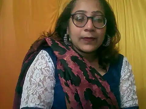 MISTI KOLK online show from January 8, 9:02 am