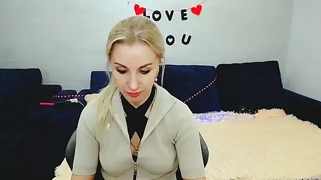 Hanna--Sweet online show from February 26, 3:33 pm