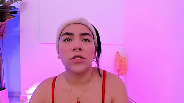 Sophie-dallas online show from December 15, 12:54 pm