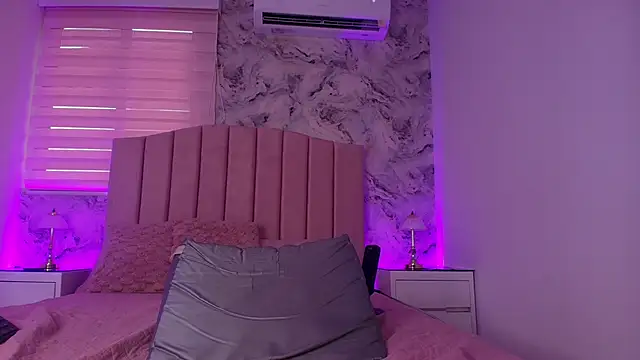 sofia go  online show from February 27, 1:00 pm