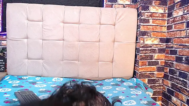 monicamoon303av online show from February 4, 7:50 pm