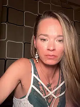 vinique99 online show from January 11, 6:02 pm