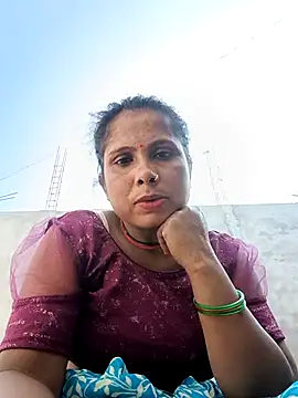 Shreya pandit online show from February 9, 9:44 am