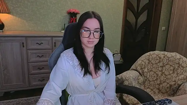 AnneAverry online show from February 17, 10:14 am