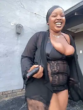 THICKBARBIE32 online show from June 15, 5:18 am