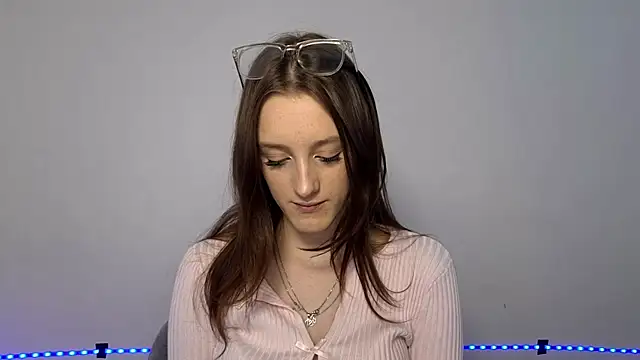 LisaBoddy online show from January 10, 1:38 pm