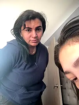 sophie-honey online show from December 17, 1:59 pm