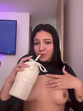 Camila sanchez25 online show from April 1, 7:55 pm