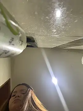 melanie hh1 online show from March 4, 5:47 am