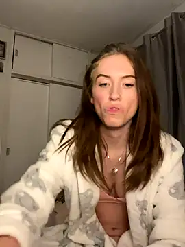 Keriacat  online show from December 20, 7:01 am