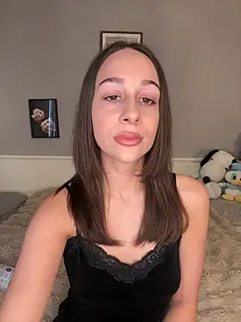 ChiaraSommer online show from April 16, 4:06 pm