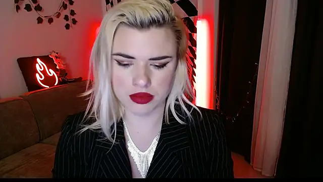 Ariana Saint online show from February 18, 5:23 pm