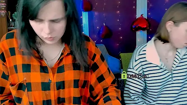 keuli li online show from February 18, 10:42 pm