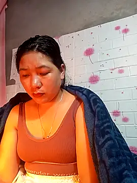 giang0055 online show from February 3, 3:15 am