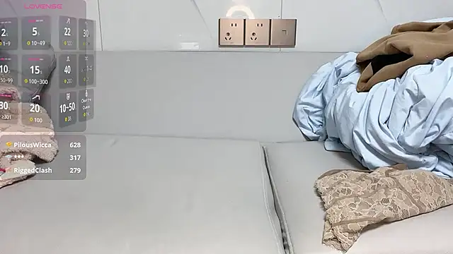 Mona-u online show from February 13, 9:33 am