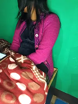 QWEEN7B online show from December 21, 3:16 pm