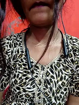 A-qween online show from December 22, 3:42 am