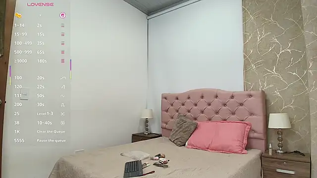 zoe bermudez online show from February 5, 3:20 am