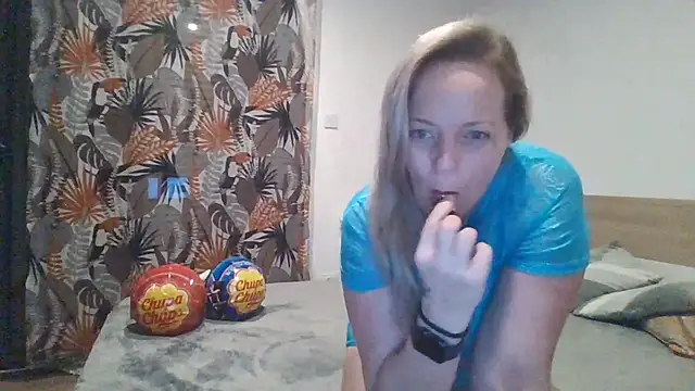 Miss-Chupagirly online show from January 18, 8:16 pm