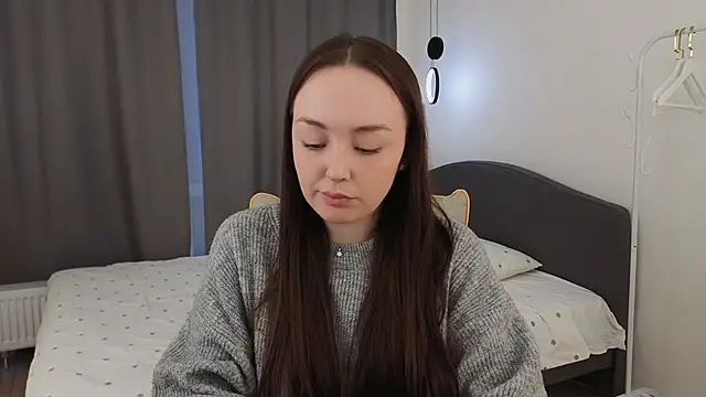 fallin lovee online show from March 14, 1:56 pm