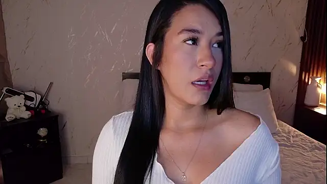 Alannadumont  online show from January 10, 7:18 pm