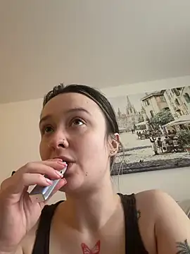 LilyLuck  online show from February 5, 1:58 pm