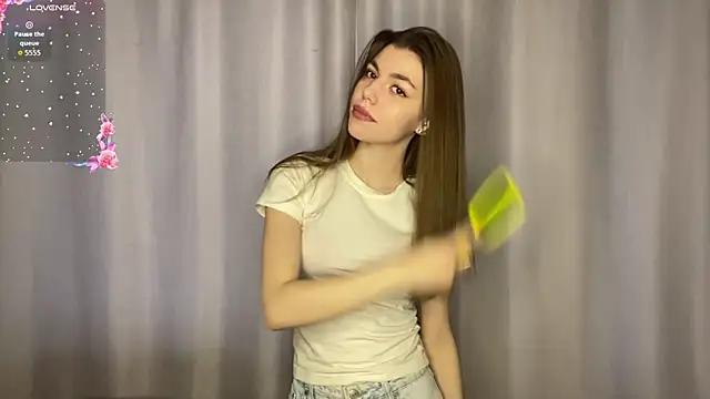 NeidaGowing online show from February 28, 7:19 am