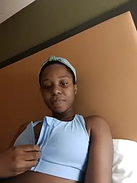 BlackFantasy18 online show from January 15, 12:38 am