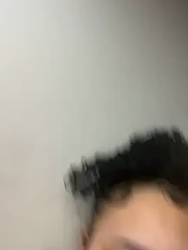 urprettygirlleenay online show from March 11, 9:28 pm