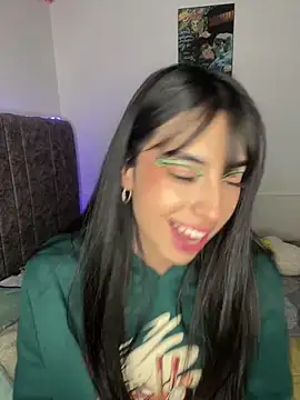 junorise23 online show from March 24, 5:35 am